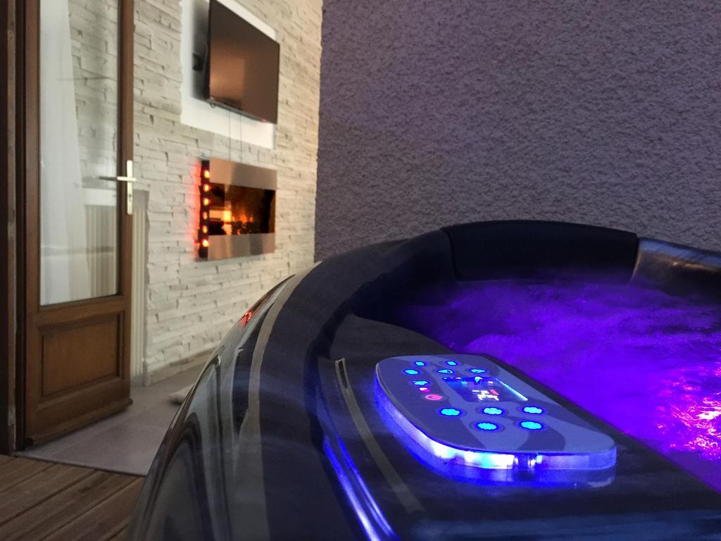 LOFT SPA - Côté château. Carcasona Exterior foto
